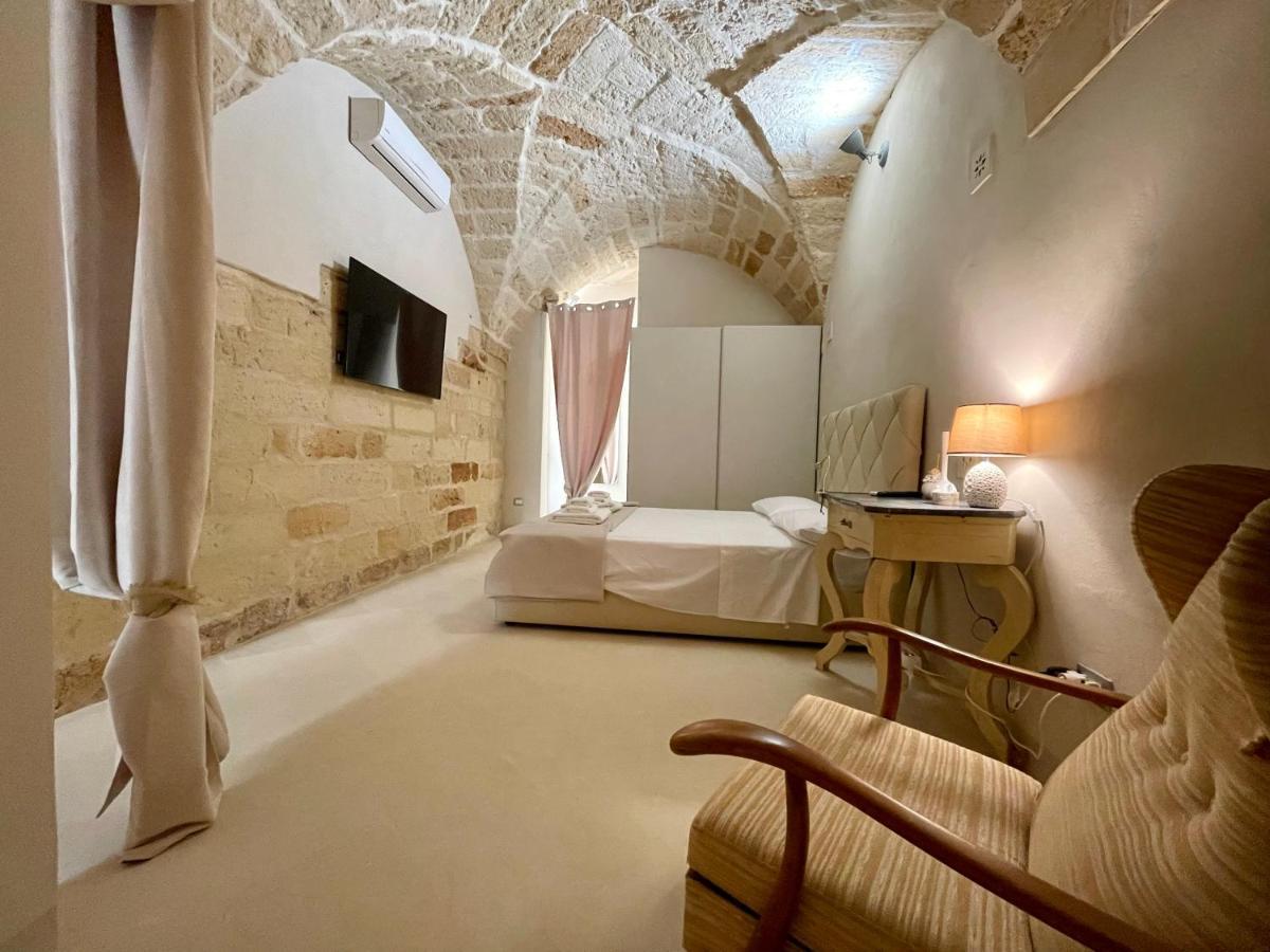 Bed and Breakfast Palazzo De Carlo E Il Parco Dei 7 Pozzi Лечче Екстер'єр фото